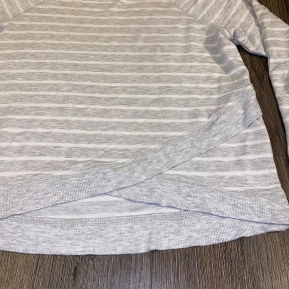 Active Life size small gray top so soft - Picture 3 of 4